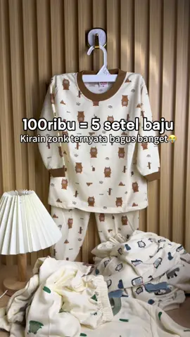 ini aku review jelas ya mom😍bagus banget kan😍 bisa ganti ganti terus. 100rebu dapet 5setel (celana dan baju)