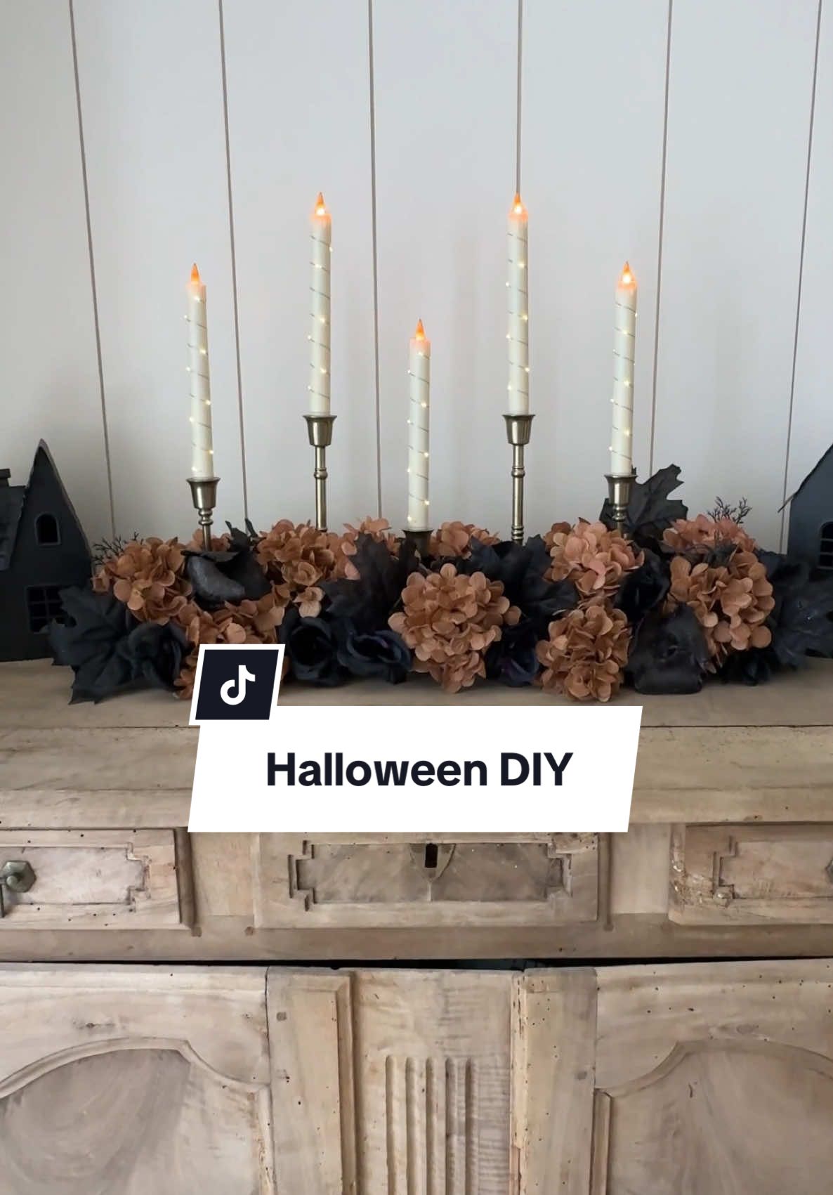 Halloween Pool Noodle Centerpiece🖤 everything is 🔗 in my LTK! This one was so fun to make and perfect for spooky season #halloween #halloweendiy #halloweendecor #halloweenishere #diydecor #holidayentertaining #tabledecorideas #halloweenideas 