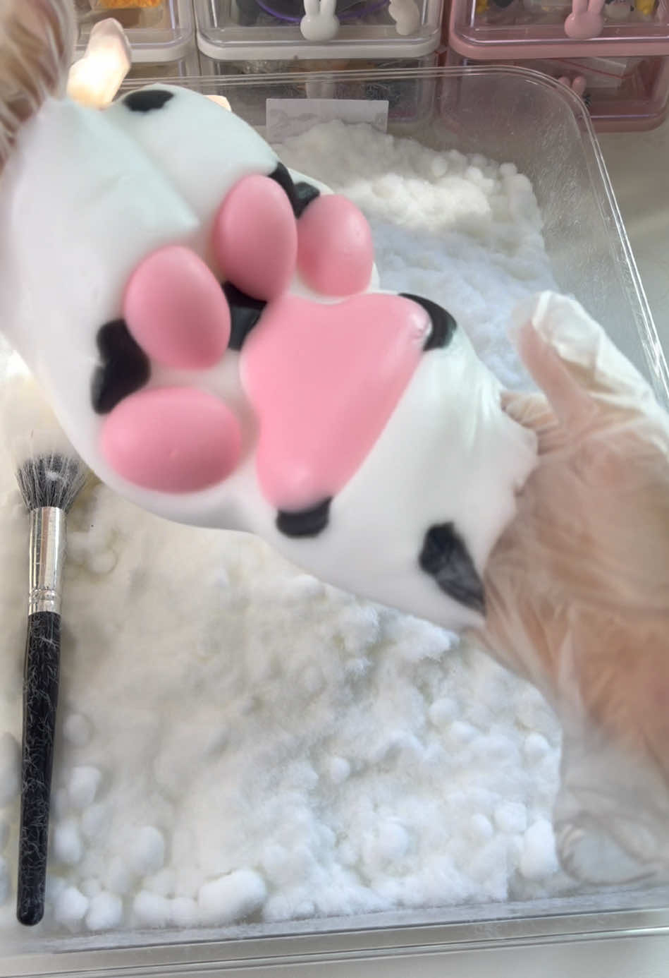 Flocked cat’s paw with me asmr#squishy #satisfying #StressRelief #stressedout #handmade #satisfy #DIY #decompression #diyproject #tabasquishy #catpaws #decompression #asmrvideo #asmrtiktok 