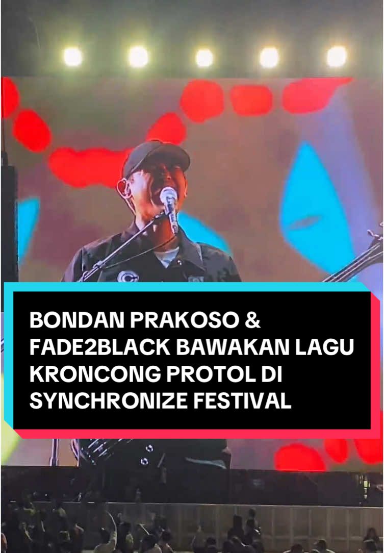 Bondan Prakoso & Fade2Black: Comeback at Synchronize Fest, Celebrating 20 Years in Music This year’s Synchronize Fest was a special moment for Indonesian music lovers. After a long wait, Bondan Prakoso & Fade2Black finally returned to the stage, celebrating their 20-year journey in the music industry. Their presence brought nostalgia, especially with the performance of the legendary song “Kroncong Protol.” Two decades is no short time, and Bondan Prakoso & Fade2Black have gone through various phases in their music career. Starting from a unique collaboration between Bondan and the rap group Fade2Black, they successfully created a new color in Indonesian music. The combination of Bondan’s distinctive voice and Fade2Black’s sharp lyrics made them one of the most influential groups in the early 2000s. At Synchronize Fest, Bondan Prakoso & Fade2Black’s performance was not just a concert but a celebration. Festival goers were enthusiastic and immersed in the music that evoked memories. The song “Kroncong Protol” was one of the night’s highlights, reminding everyone of their glory days. Their performance was not only nostalgic for longtime fans but also introduced their music to a new generation. Many hope this is not just a one-time appearance but the beginning of Bondan Prakoso & Fade2Black’s return to the Indonesian music scene. #soundtainment #soundgigs #synchronize #synchronizefest #bondaprakoso #bondaprakosofade2black #kroncongprotol #keroncongprotol 