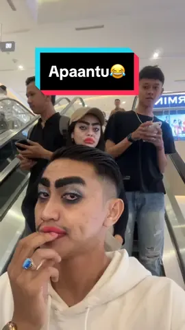 Prank filter part2#msukberanda #fyp #ngakak #filterlucu #escalator 