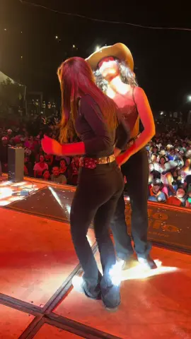 Chamaaa😍🔥 . . . .#kapkut #viraltiktok #chamaaaaaaaa🔥🔥🔥🔥🔥🔥🔥 #foryou #forrodasantigas #forrozeiros #forronotiktok #viralvideo 