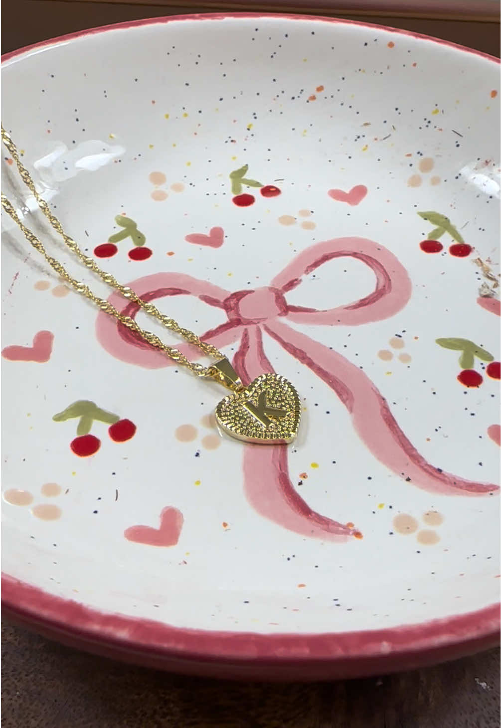 How cute would it be for you and your friends to have matching initial necklaces 🥹💓✨ these are going to make a great gift this holiday season! #falldealsforyou #tiktokshopblackfriday #tiktokshopcybermonday #tiktokshopholidayhaul  