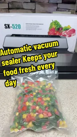 Now I can enjoy my food very fresh#freshfood #vacumesealer #airtightseal #smartwow2000 #viralvideo #tiktokshopfinds #flashsalealert #foryou #fyp #foodsealermachine 