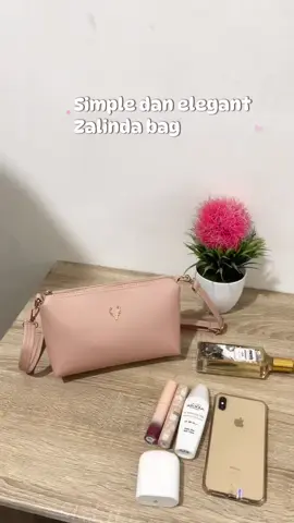 Tas elegant super cantik😘 langsung klik keranjang kuning👇🏻#taswanitaselempang #fyp #zalindabag #taskondangansimpleelegan #taskecemurah 