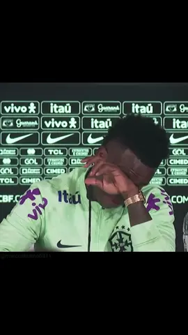 Solo quiere jugar fútbol.... #vini #soloquierojugarfutbol #realvardrid #mhdp #atletimadrid #madridbarcelona #llorosvinicius #atelti 