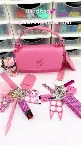 💗💗🛍️ Do you like it?#girls #women #safehumsafeinternet #cute #asmrsounds #asmr #gift #safetytips #fashion #beautiful #beauty #custom #safetykeychain #amazing #selfdefenseforwomen #packingorders #safety #safetyfirst #tiktoker #DIY 