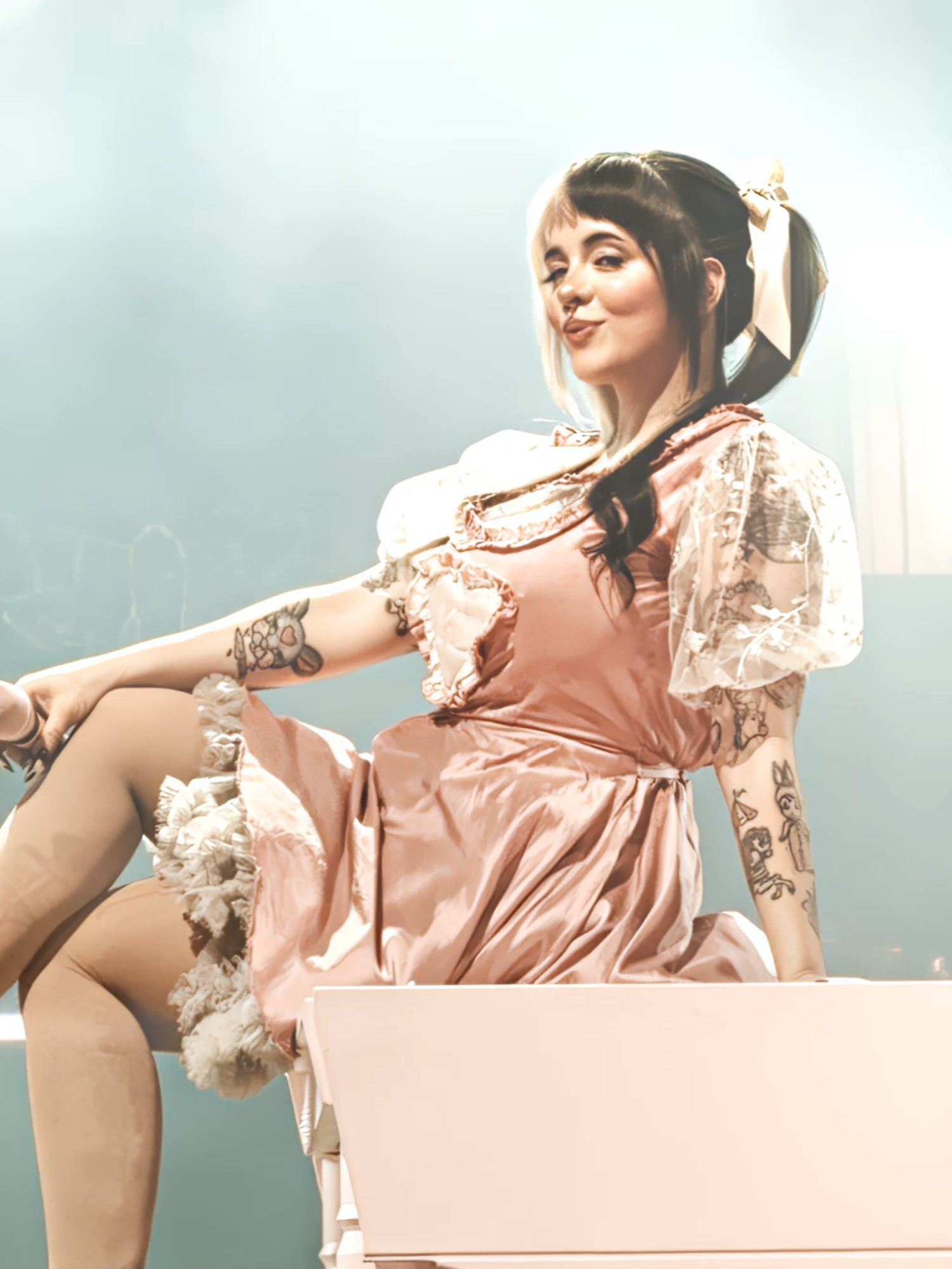 #MELANIEMARTINEZ • she's gorgeous and SHE KNOWS!! 😻 | scp: me (nymph.scenes on insta) | audio: @jeansaudios | #fyp#foryoupage#aftereffects#melaniemartinezedit#edit#xyzbca#nymphaep