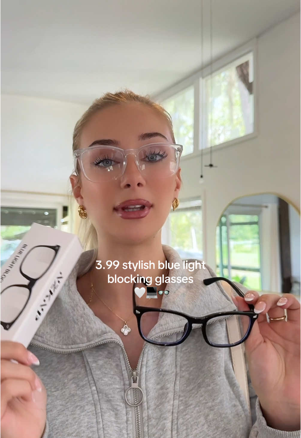 theyre on flash sale rn for 3.99! Sale ends in 1 day ✨🤓💻 #bluelightblockingglasess #stylishglasses #cuteglasses #ugccreator #cuteaccessories #flashsale 