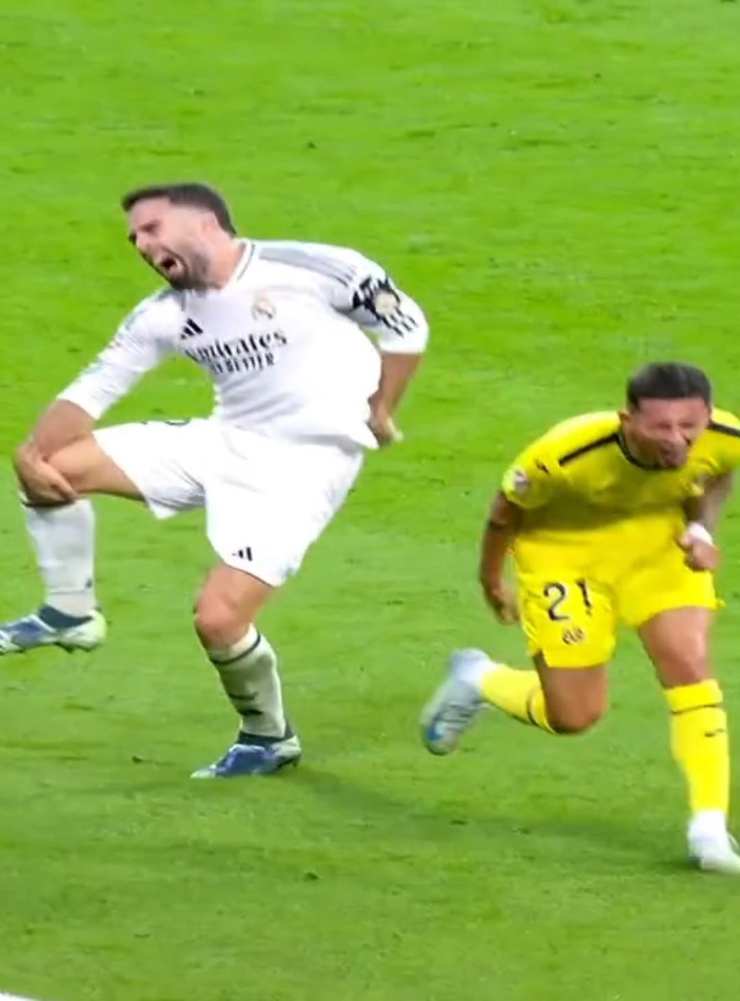 Dani Carvajal was emotional as he was stretchered off the pitch after suffering a leg injury. Get well soon 🙏