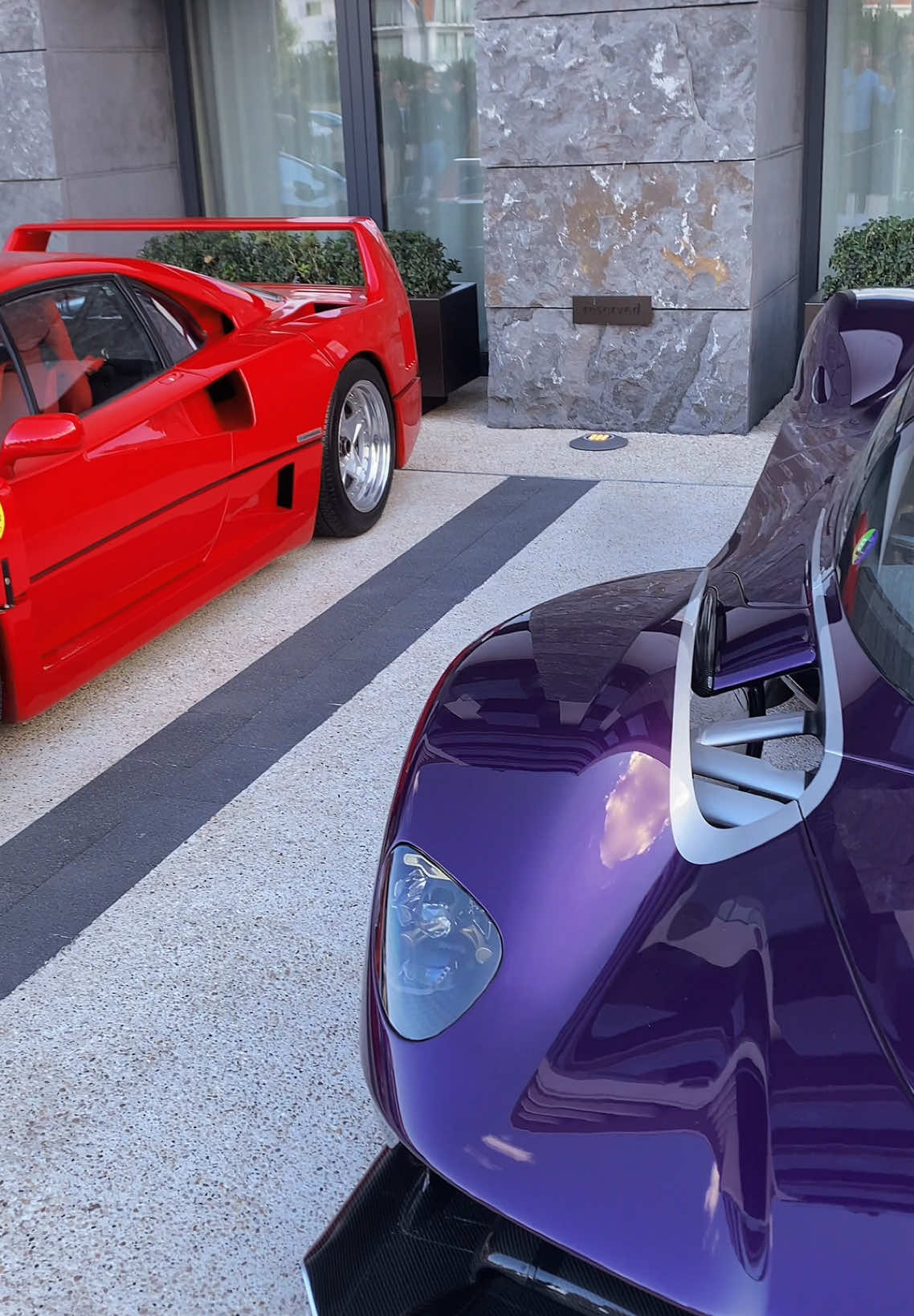 The ❤️💜 Duo 🫠  #ferrari #f40 #astonmartin #valkyrie #carspotting #carspot #zoutegrandprix #zgp #fy #fyp #fyppppppppppppppppppppppp #foryour #pourtoi #pourtoii#edit @Alexmex 99 @Aston Martin @ferrari 