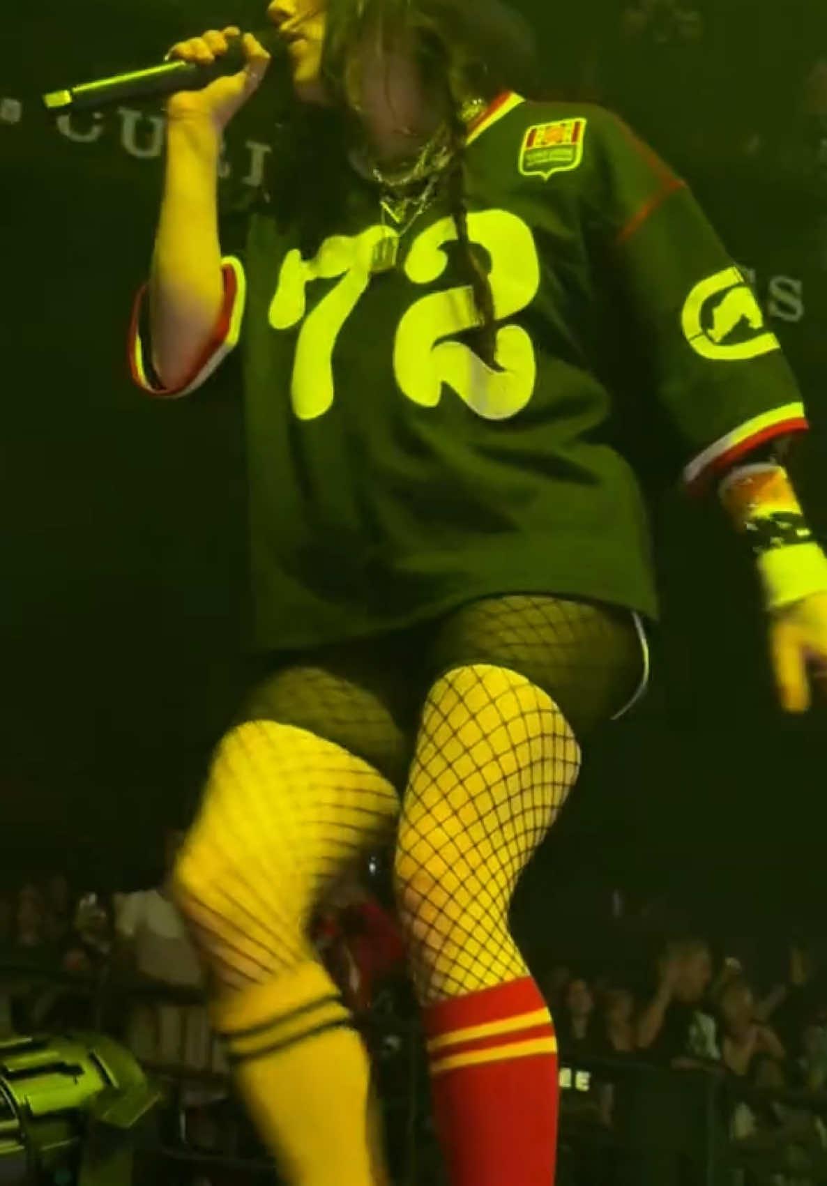 #HMHAS Billie performing ‘Guess’ for ‘HIT ME HARD AND SOFT: THE TOUR’ in Baltimore, MD! 🫧 #fyp #billieeilish #billieeilishedits #tour #hitmehardandsofttour #guess #charlixcx #baltimore 