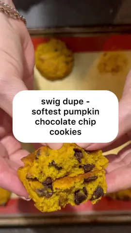 It’s hard to see the whole recipe in the caption, so comment below and I’ll send it to you! #pumpkinseason #pumpkinspice 