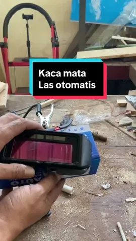 Kaca mata las otomatis   #laslistrik #las #kacamatalas #renosteelshop #wibgajian #gilagilajualan #kacamata #lensa #kacamata5lensa #mata #fashion #kacamataphotocromic #kacamatalasotomatis #kacamatalas #tukanglas #bengkellaslistrik #promoguncang1010 #renosteelshop #