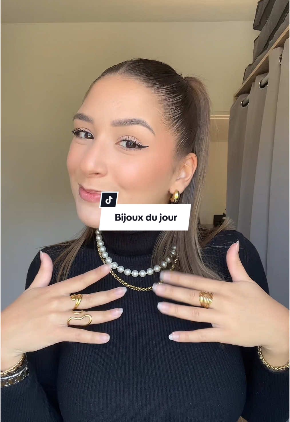 ✨ Bijoux du jour ✨ @✨ Bijoux dorés ✨  Découvrez mardi 08/10 à 20h ma bijouterie en ligne 🗓️ #bijoux #bijouxdujour #bijouxacierinoxydable #entrepreneur #grwm #SmallBusiness #lancement 