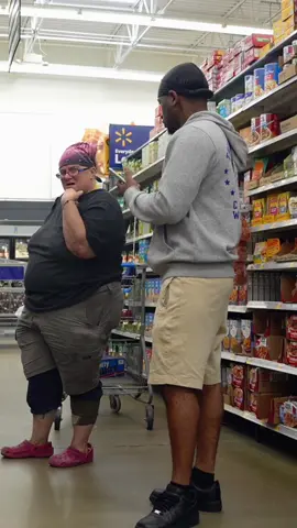 Walking Away Mid-Conversation Prank! In Walmart 😅#emojipranks #pranks #fyp 