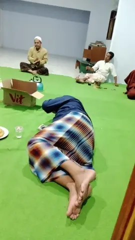 bikin santai aja kawan...  #soundviral #jiroma #fyp #ngaji #santri 