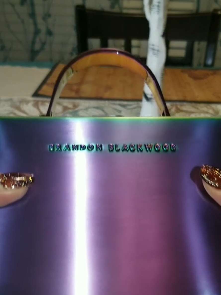 I'm so happy with my iridescent metal Kendrick Trunk from @Brandon Blackwood NYC 🥰😍 #CapCut #creatorsearchinsights #50plus #GenX #retailtherapy #cutebags  #pursetok #pursecollection #shoppinghaul #teebeshopping 