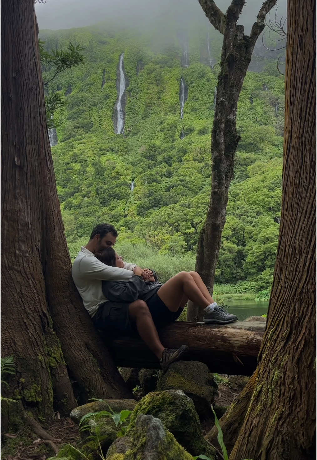 Poço da Ribeira do Ferreiro, Flores, Azores🌿☁️✨