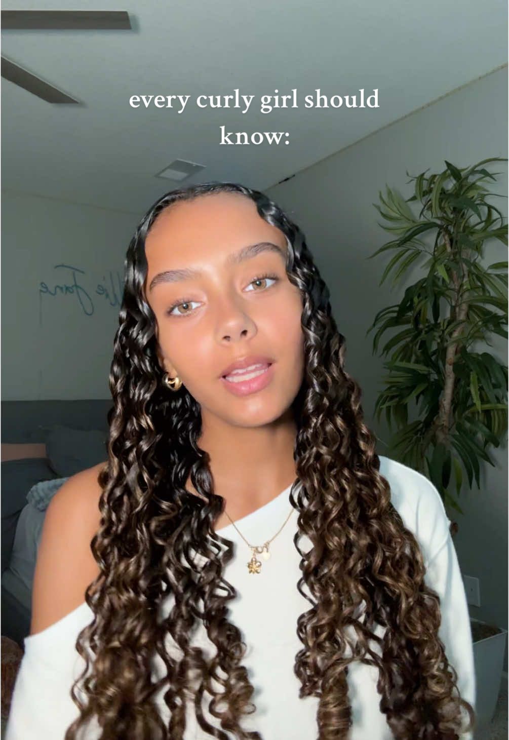 Every curly girl should know…👩🏽‍🦱 #curlyhair #curlyhairstyle #curlyhairroutine #curlygirl #grwmgirl #fypシ #fyp #fyppppppppppppppppppppppp #xybca 