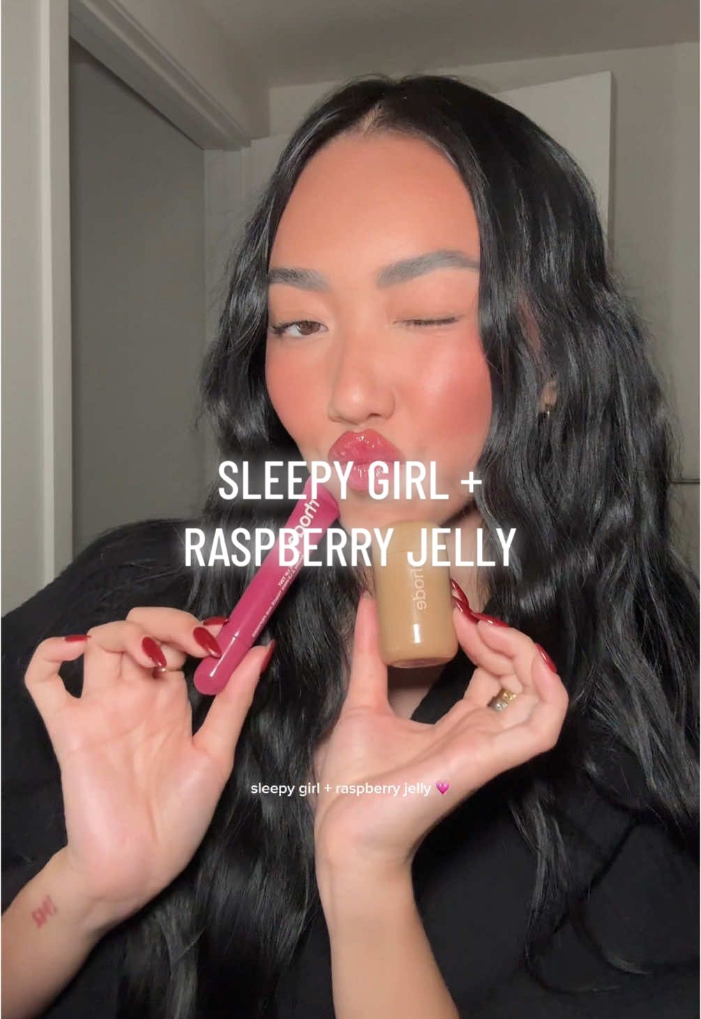 i literally cant wait to try their lip linerssss miss hailey never disappoints @rhode skin sleepy girl and raspberry jelly #lipcombo #liptint #blush #blushes #creamblush  #summerlipcombo #lippies #lipliner #lipgloss #lipstick #cathyslippies #dewyskin #dewymakeup #naturalmakeup #makeup #makeuptok