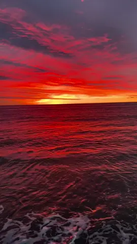 😍🌅 #fyp #trending #sunset #beach #travel 