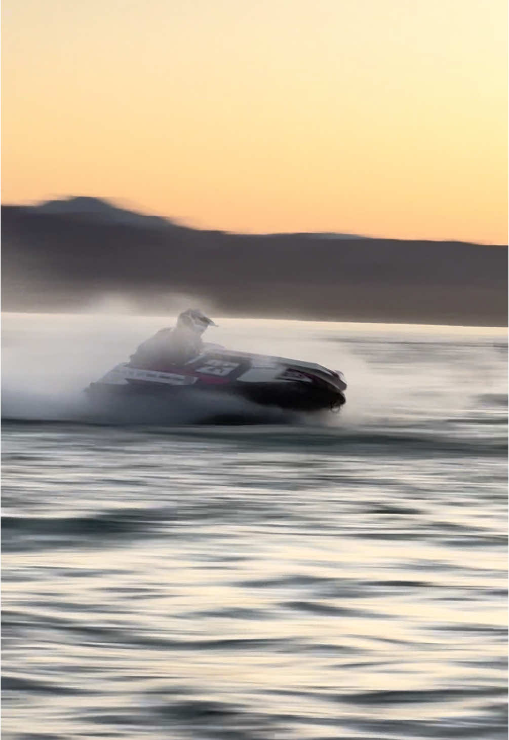 🌊🏁 @⚡️RADRIVSRACING⚡️ #jetskiworld #jetskiworldtk #jetski #havasu #radrivsracing 