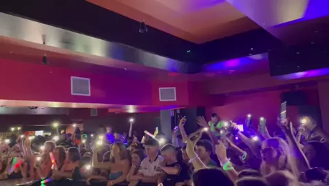 Rev Bandon ft Jay Ronic & Amber Arkins #bandon #revdiscos #jayronic #amberarkins #cork #itmrishteenagediscos 