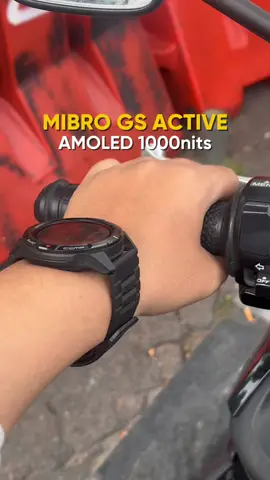 Mau punya layar smartwatch yang cerah? Ya Mibro GS Active aja. Dengan Amoled 1000nits layar akan tetap terlihat jelas meski dibawah terik sinar matahari yang cerah! 🥰🌞 #Mibroindonesia #ScreenAmoled #SportSmartwatch #FitnessGos 