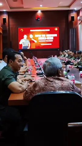 Kami Warga Jawa Tengah, Mendukung Full untuk Andika perkasa dan hendrar prihadi, menjadi gubernur dan wakil gubernur Jawa Tengah #andikaperkasa #andikahendi #jenderalandikaperkasa #andikauntukjateng1 #cagubjateng #pilkadajateng #jawatengah #semarang 