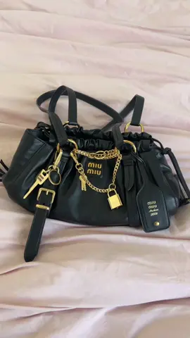 Babygirl #miumiu #joiebag #cutsie 