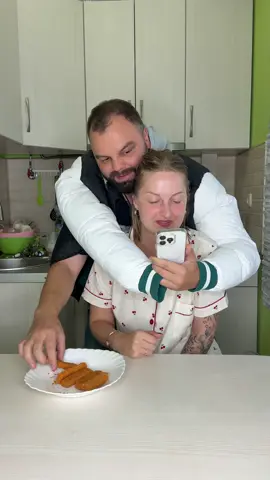 😂 She was offended by me #couple #jenikafamily #funnyvideo 