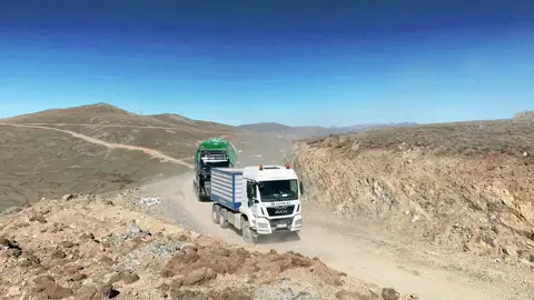 Verdik Ayarı #kemaliyeliali24 #eğinlialiyavuz #yılnak #yılnakaş #yılnakproje #alevigenclik #ağırnakliyat #longvehicle #convoiexceptionel #rüzgartribünü #bayburt #soğanlıdağı #bayburtsoğanlı #kule #doğukaradenizyaylaları #volvotruck #volvo750 