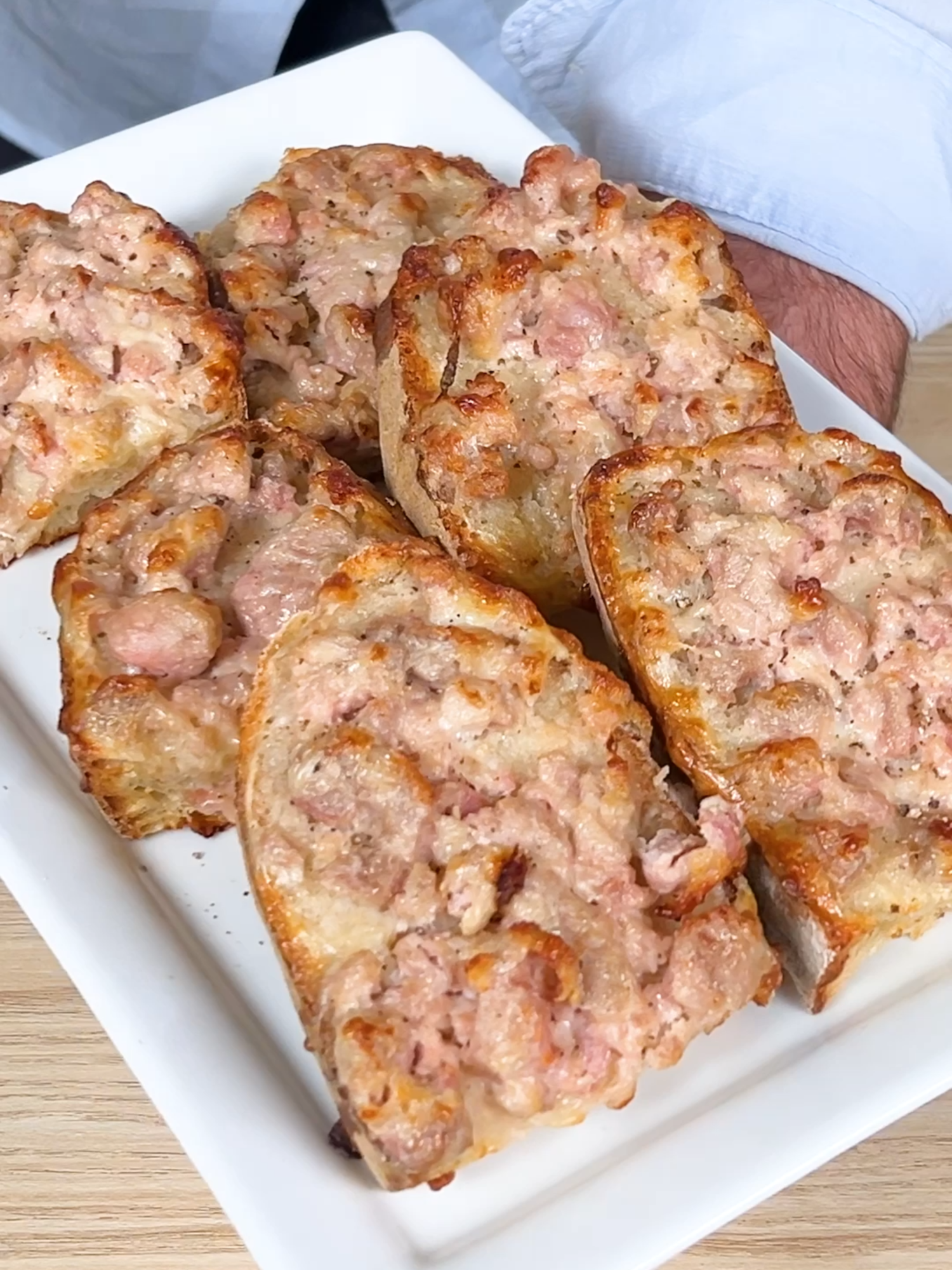 This is the juiciest #appetizer ever 😍❤️ Our @italy_alfresco is going to show you how to make a super delicious idea! Save the recipe 👇 👉INGREDIENTS 450g Italian sausage 230g stracchino cheese bread 👉METHOD Let’s start by removing the casing from the sausage Add the meat and cheese into a bowl and mix them with a fork. Stracchino is a cow’s milk cheese from the northwest regions of Italy, it’s very soft with a delicious creamy texture. You can switch it with some cream cheese and mozzarella if you can't find it.  Slice some sourdough bread and spread it out with the filling. Don’t cut the bread too thick. You can also add some veggies of your taste like bell peppers or mushrooms.  Now, place your crostini on a tray and bake them in the oven at 200°C for about 10 min When you see a nice and juicy crust, it’s time to take the crostini out, add some black pepper and serve it hot! Will you try it? 😍  #cookistwow #recipes #appetizer #sausage #bruschetta #crostini #easy #quick #delicious #foodtok