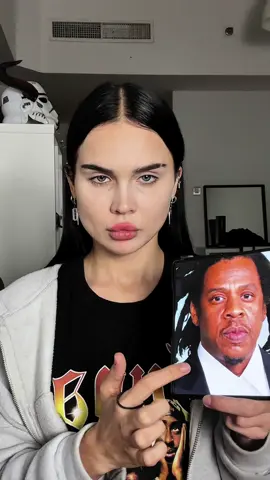 #pdiddy #sheknows #usher #makeup #cosplay #makeuptransformations #halloween #justinbieber #rkelly #jayz #beyonce #aaliyah #lefteye #michaeljackson #2pac #johnsonsbaby #babyoil