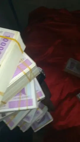 l'argent c'est l'argent 💰🕯️  #largentcestmieux #videoviral 