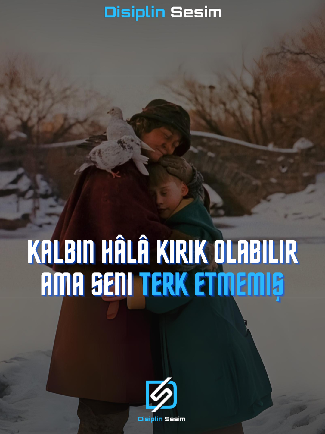 Kalbin hâlâ kırık olabilir ama seni terk etmemiş .  . #homealone #evdeyalnız #film#piskoloji #kalp #disiplinsesim