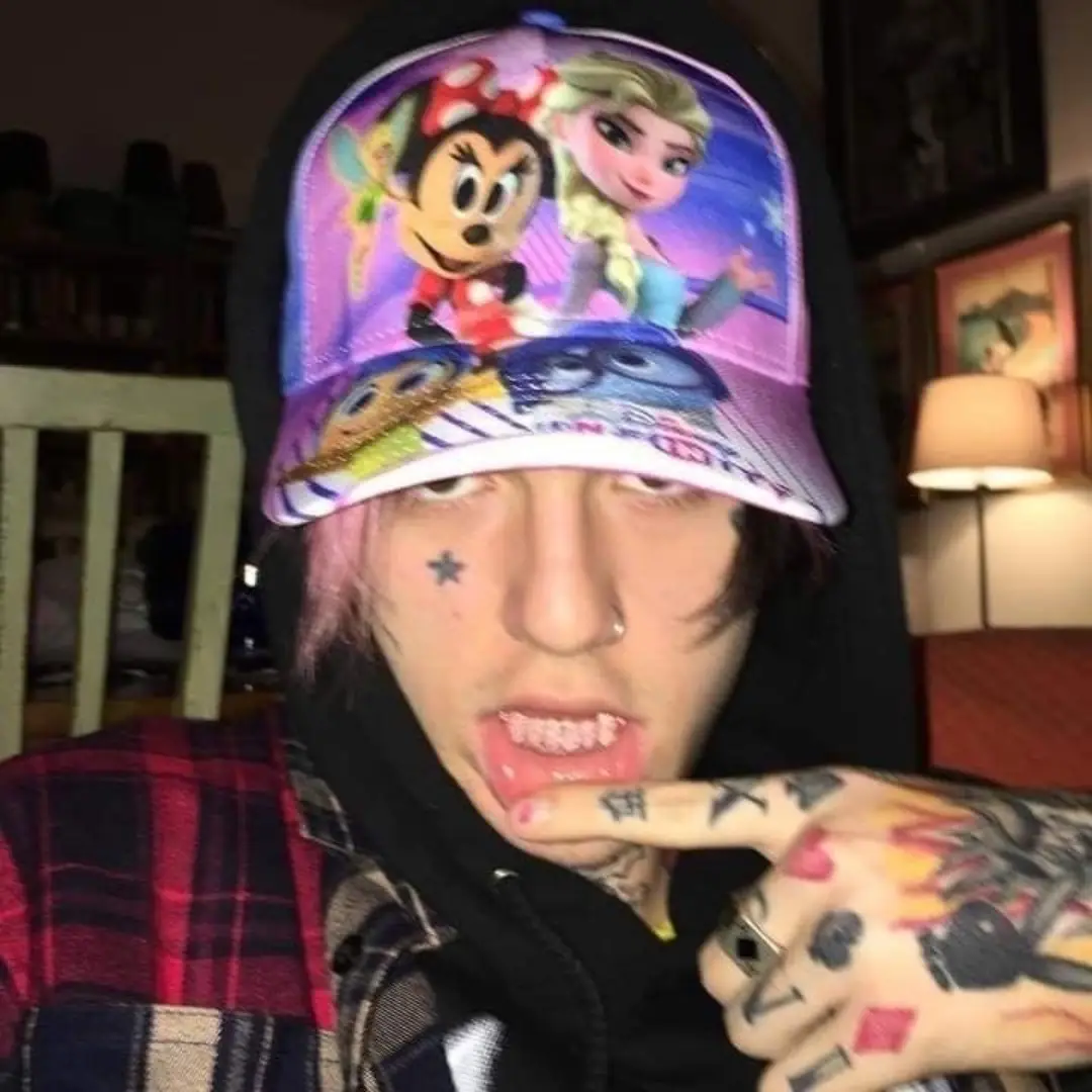 #lilpeep #lilpeepdailyfanpage #lilpeepforever #lilbopeep #gustavelijahåhr #crybaby #fy #fyp 