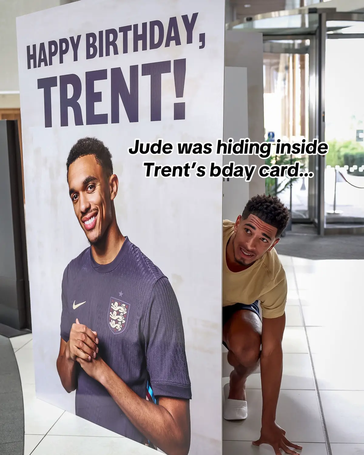 Trent and Jude’s friendship 😅 #trent #judebellingham #bellingham #england #realmadrid #liverpool #trentalexanderarnold 