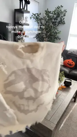 Spooky seasons here!!! #halloween #tiktokshopholidayhaul #falldeals #spookyseason #lgbt #lesbian #tiktokshopblackfriday #spookyclothes 