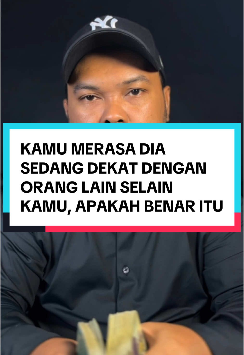 KAMU MERASA DIA SEDANG DEKAT DENGAN ORANG LAIN SELAIN KAMU, APAKAH BENAR ITU #fyppppppppppppppppppppppp #tarot #tarotreading #tarotonline #LDR #cinta #jakarta #fypシ゚viral #Love #reading #batam #asmarakacau