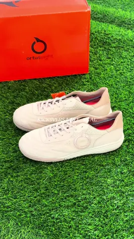 Ortuseight Jogosala Conquer Moon Stone Futsal Shoes  Check out at yellow bag!! 🔥 #ortuseight #kicksversatile #kvonlinetrading #futsal #football 