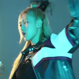 . #Rosé slow motion clips 🕸