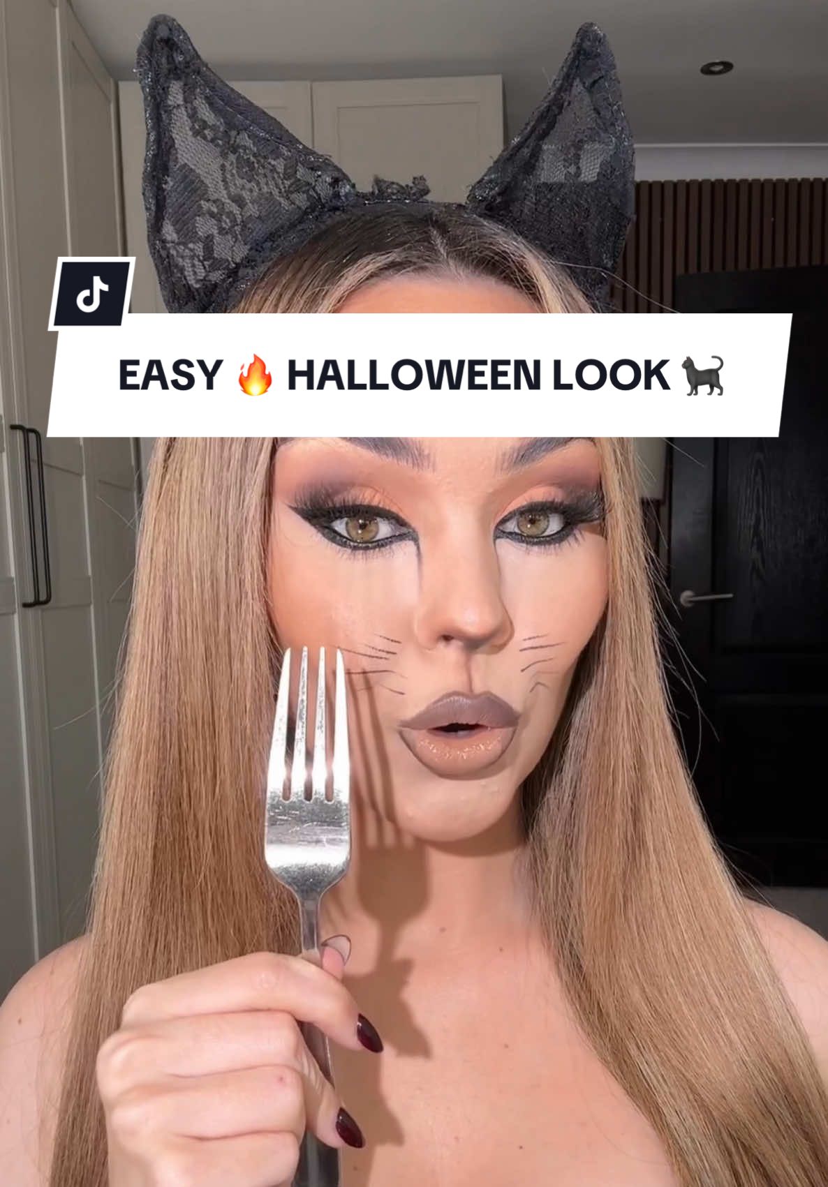 #ad Do you want to INSANE this Halloween? 👀👻 Easy & affordable cute cat.. MEOW 🐈‍⬛ all products used linked 🖤 @nyxcosmetics_uk #NYXcosmetics_uk #halloween #halloweencostume  