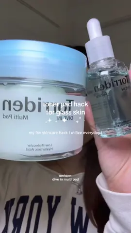 my ultimate glass skin hack that also perfectly preps my skin for makeup! @TORRIDEN US  - oliveyoung code: OLIVEEMCHU22 yesstyle code: EMCHU22 #torriden #glowskin #24hourglow #makeupprep #akincaretips #grwm #glassskin #dryskin #koreanskincare #kbeauty 