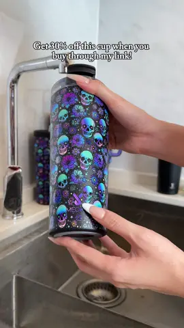 Im obsessed with my new coffe tumbler #halloweentumbler #coffeetumbler #tiktokshop #tiktokshopfinds #halloween2024 #falldealsforyou #fallsale 