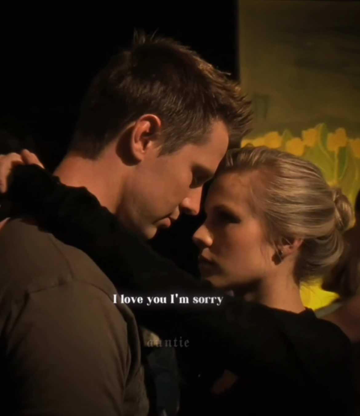 It’s been a criminally long time since I edited them and this is THEIR SONG 😭😭😭 #veronicamars #veronicamarsedit #loganecholls #veronicaandlogan #loganandveranica #loganandveronicaedit #enemiestolovers #iloveyouimsorry #kristenbell #jasondohring #tragiclovestory #fyp #edit #tvshow 