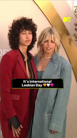 Happy International Lesbian Day 🧡🤍🩷 Let’s go lesbians! ✨✨✨ #lesbian #internationallesbianday #lgbtq #reneerapp #chappellroan #kehlani #amandlastenberg #mtvceleb 