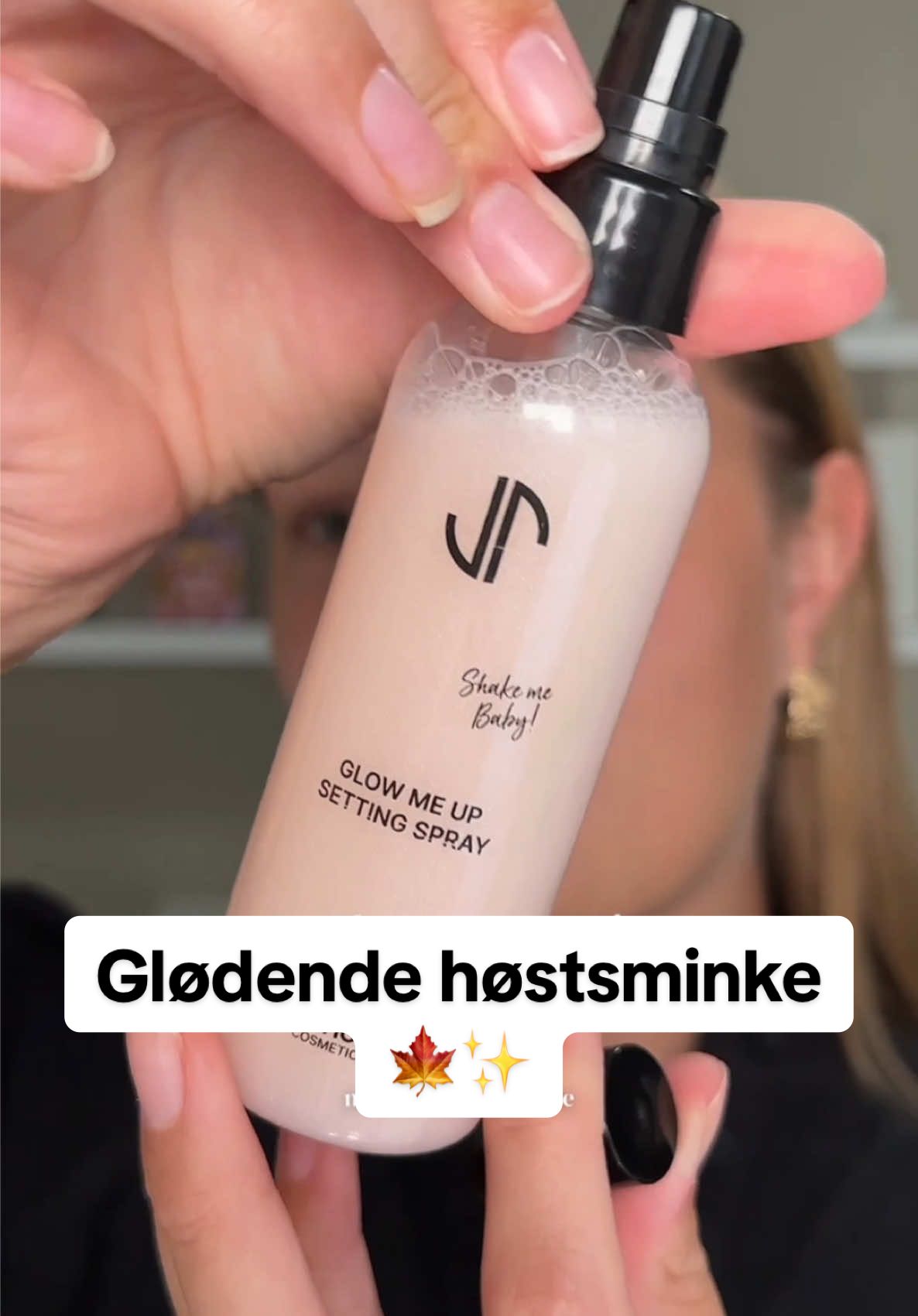 Annonse @Jan Thomas Cosmetics 🤍 Glødende høstsminke med produkter fra Jan Thomas Cosmetics😍 Nå får du 25% på ALT fra Jan Thomas hos @VITA 💜 Hva har du lyst til å teste?🤩 #sminke #janthomas #janthomascosmetics #sminkerutine #sminketok #makeup #fallmakeup #glowymakeup