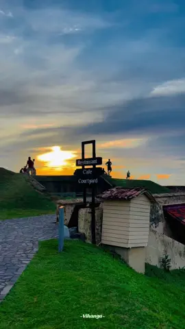 හවසට යන්න ආසම තැනක් 🤍✨ Galle Fort | Sri Lanka  #fyp #foryour #foryoupage #fyyyyyyyyyyyyyyyy #sky #viral_video #viral #1m #evening #gallefort #skylover #gallefortsrilanka 